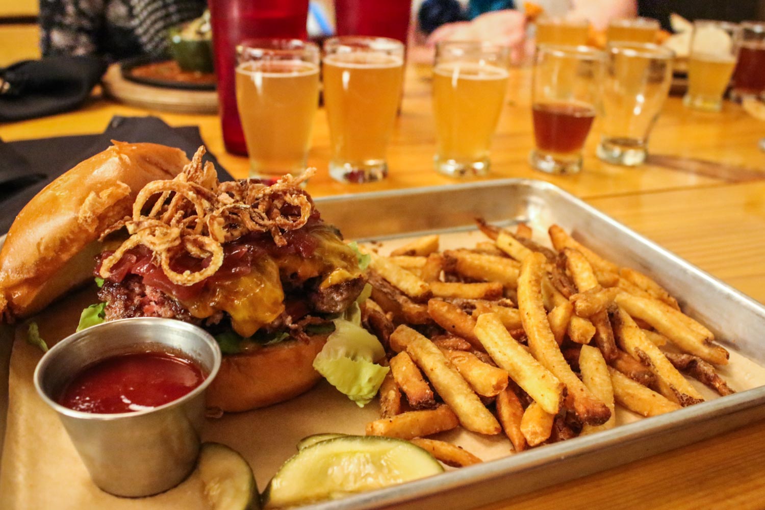 The Coma Burger at the Braindead Brewery, Deep Ellum © Shanna Jones / Lonely Planet
