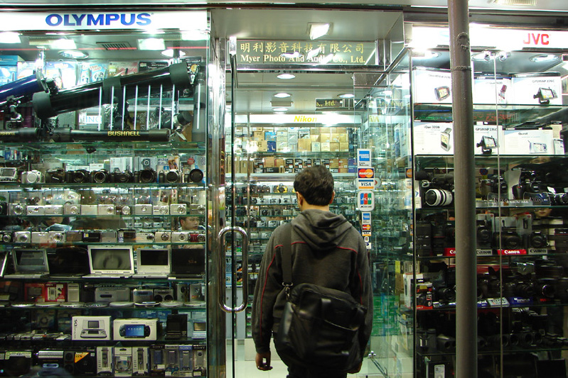 Stanley St is a great place to buy cameras in Hong Kong. Image by lobsterstew / CC BY 2.0