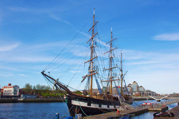 Jeanie Johnston Tall Ship and Famine Museum