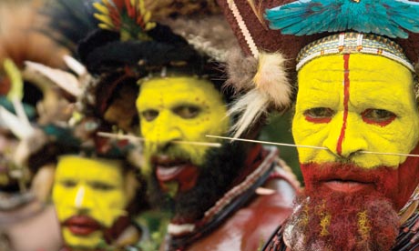 Huli Wigmen paint their faces and pierce their nostrils with quills (Mark Stratton)