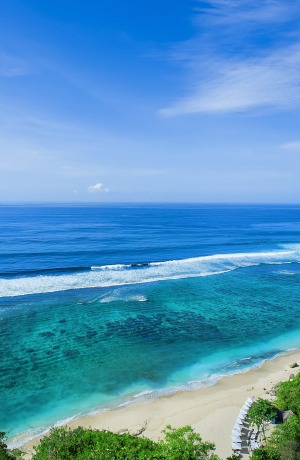 Perfect Southeast Asian beach: Ungasan Beach, Karma Kandara, Bali, Indonesia.