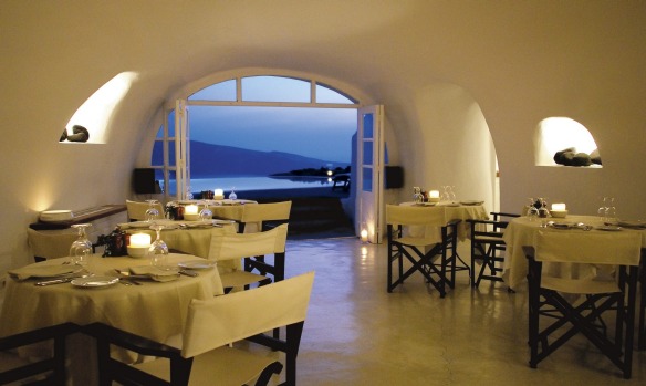 Perivolas, Santorini. If all caves were this comfortable, we might never have moved out of the Stone Age.