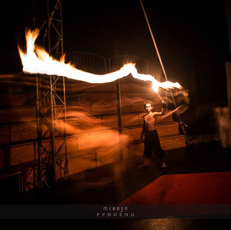 Phare Cambodian Circus. Photo © Peter Phoeng.