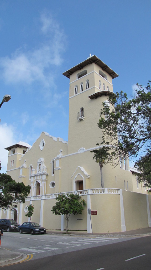 St. Theresa's Cathedral in Hamilton, Bermuda. By Concord (Own work) [<a href="http://creativecommons.org/licenses/by-sa/3.0">CC BY-SA 3.0</a>], <a href="https://commons.wikimedia.org/wiki/File%3ASt._Theresa's_Cathedral_exterior.jpg">via Wikimedia Commons</a>.