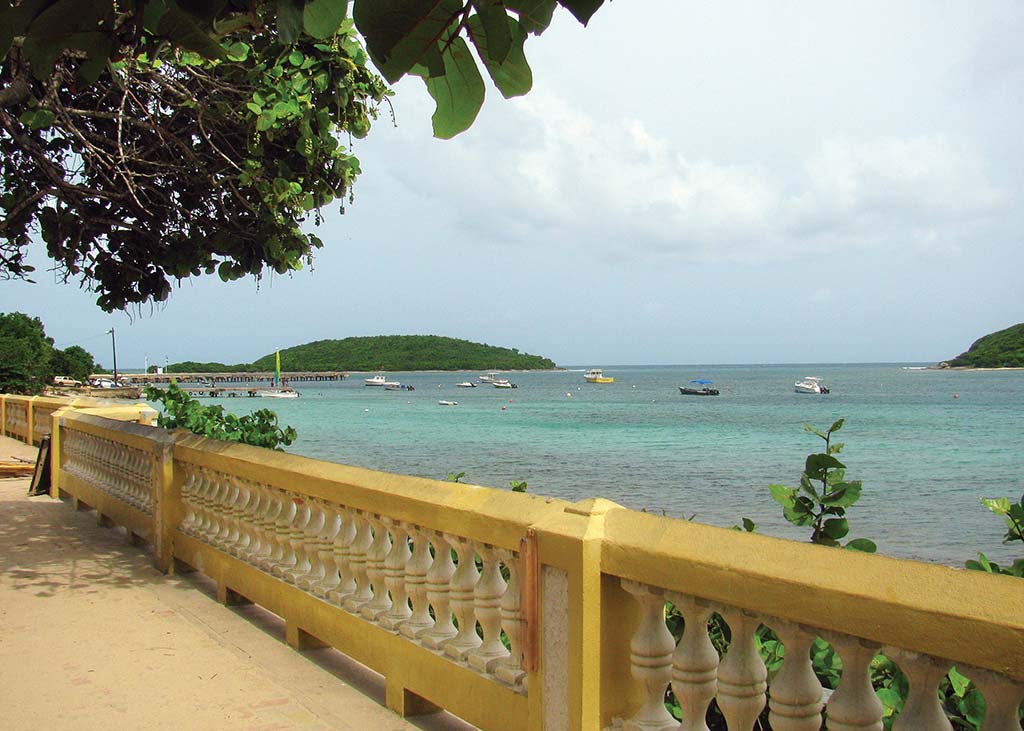 The malecón in Esperanza. Photo © Suzanne Van Atten.