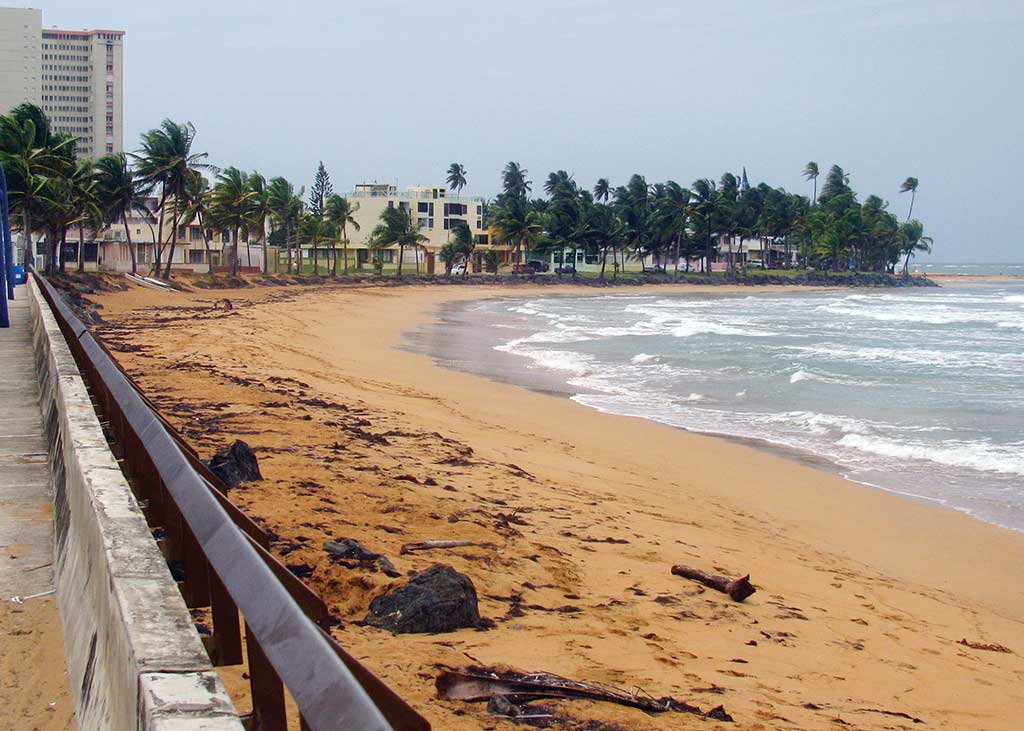 La Pared in Luquillo. Photo © Suzanne Van Atten.