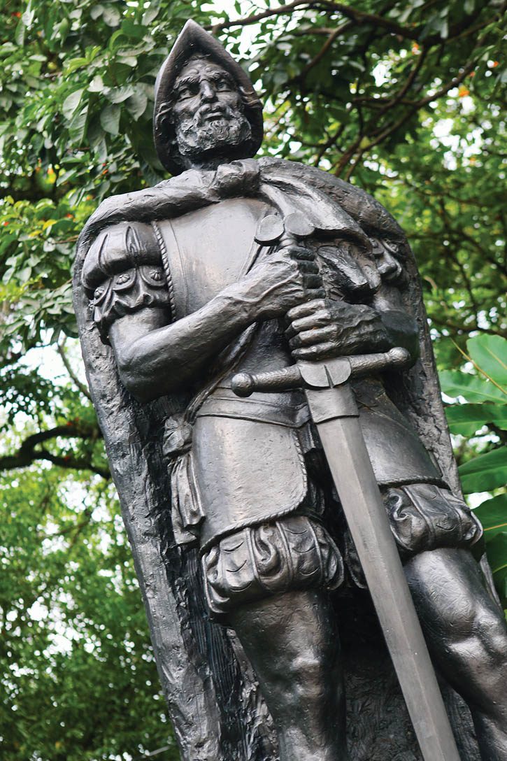 A statue of Juan Vásquez de Coronado in Parque España, San José, Costa Rica.