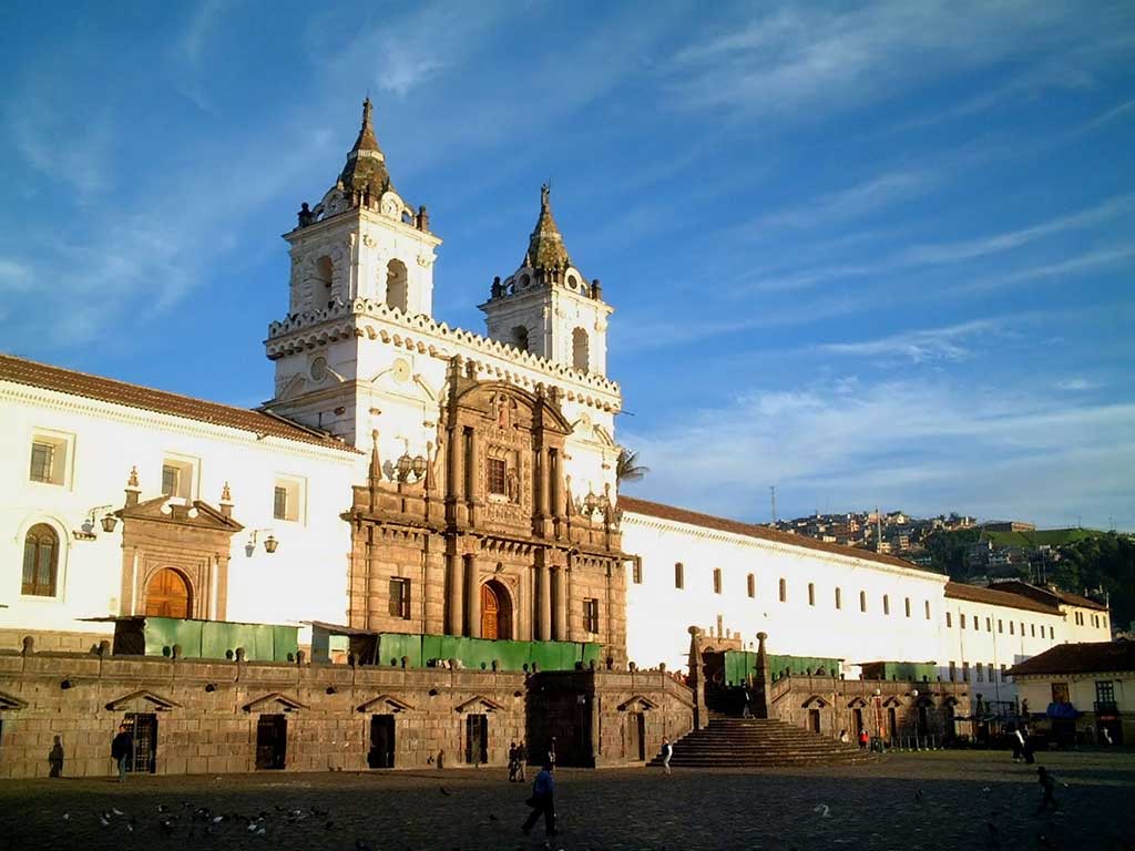 Iglesia San Francisco in Old Town Quito. Photo © Paul Prescott/123rf.