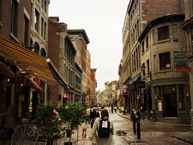 A great way to discover Montréal is through a mix of social and historical contexts.