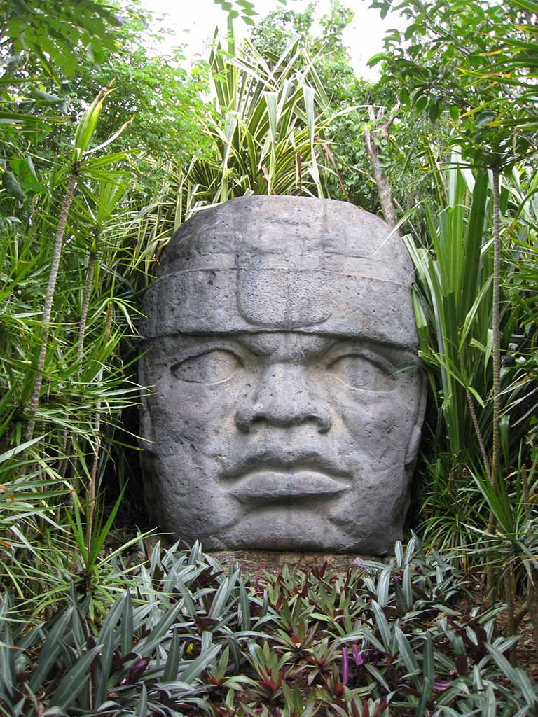 Statue at Chankanaab National Park. Photo © Bridgette Parent/123rf.