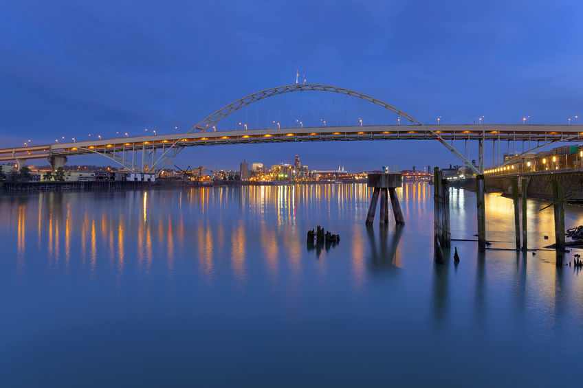 The Fremont is an arch framed bridge crossing the Willamette.