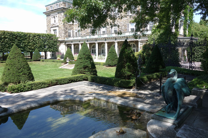 Kykuit, the sprawling hilltop estate of the Rockefeller family is a must-see in the Lower Hudson River Valley. 