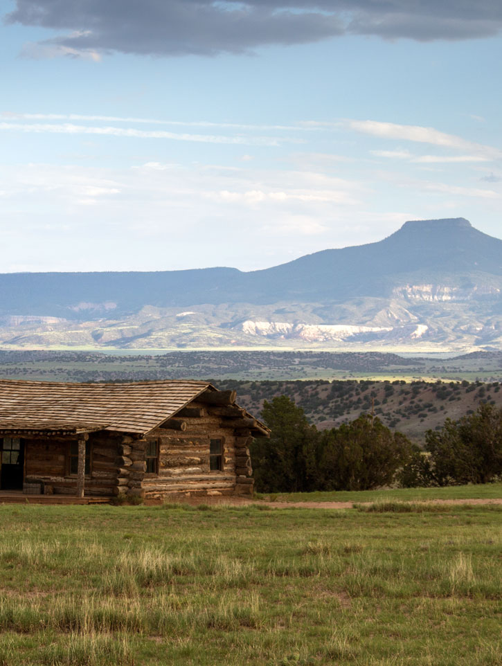 New Mexico's Pedernal Peak, seen from Ghost Ranch.
