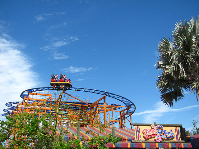 A single-car rollercoaster runs along a metal track at Busch Gardens Tampa.