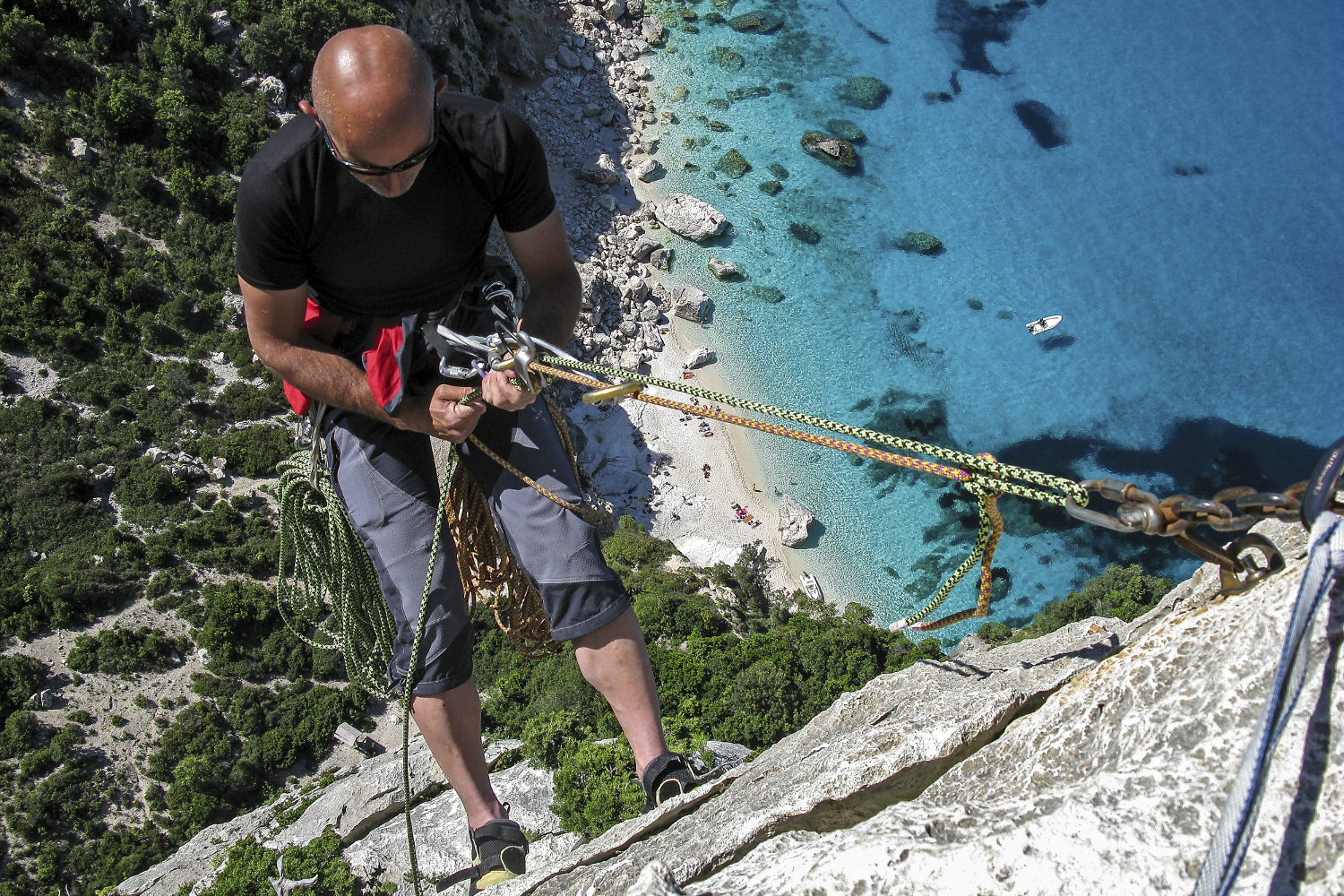 Spectacular views down to Cala Goloritzè from Aguglia