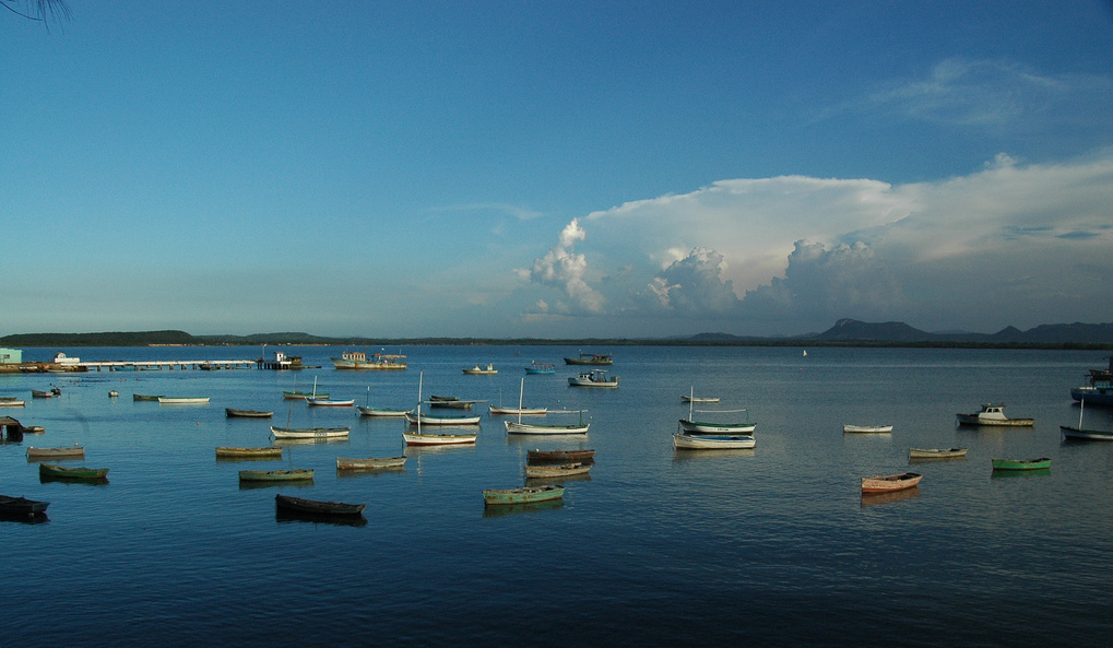 Fishing boats and dilapidated colonial villas are the only things populating off-the-beaten-track Gibara. Image by Richard Weil / CC BY-SA 2.0