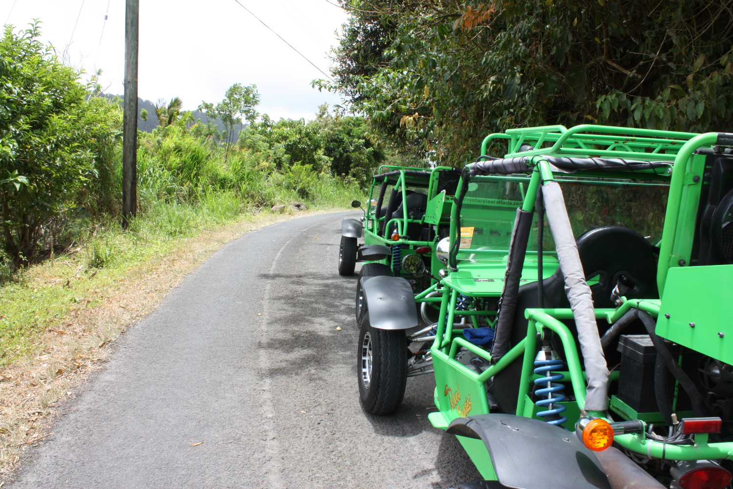 Island buggies: the best fun you can have on four wheels. Image by Lorna Parkes / Lonely Planet