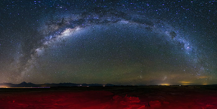 Milky Way arch, San Pedro de Atacama, Chile, 2013. Image by Adhemar Duro / Photostock / Getty