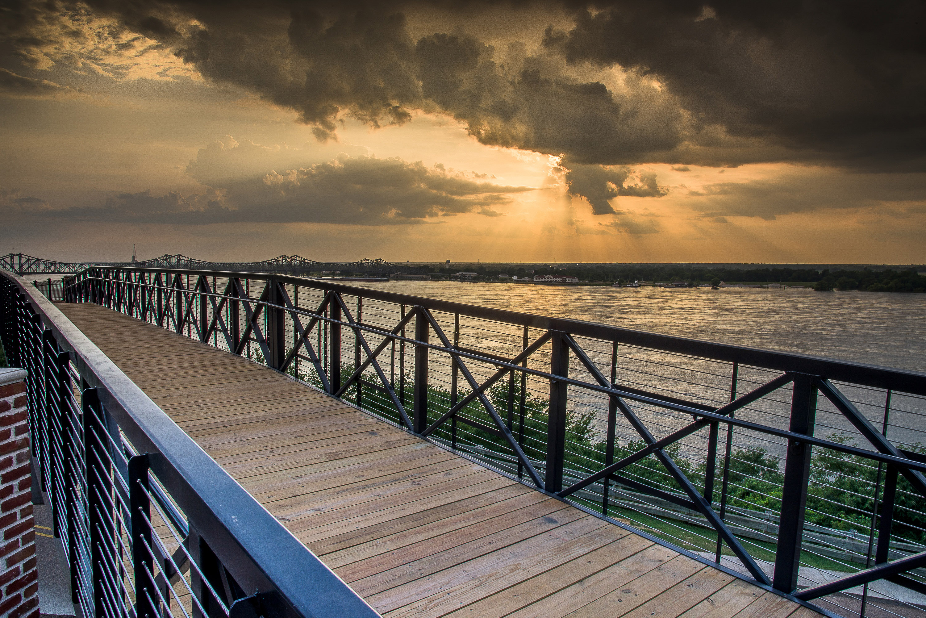 The Bridge of Sighs is a pedestrian walkway that recreates a famous riverside walkway along the Mississippi from the 19th century. Image courtesy of the Natchez Convention and Visitors Bureau