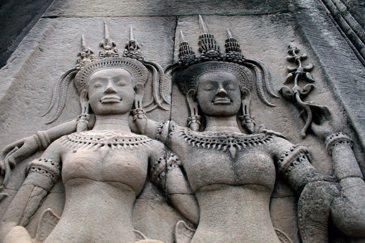 Detail of apsara sculptures, Angkor Wat