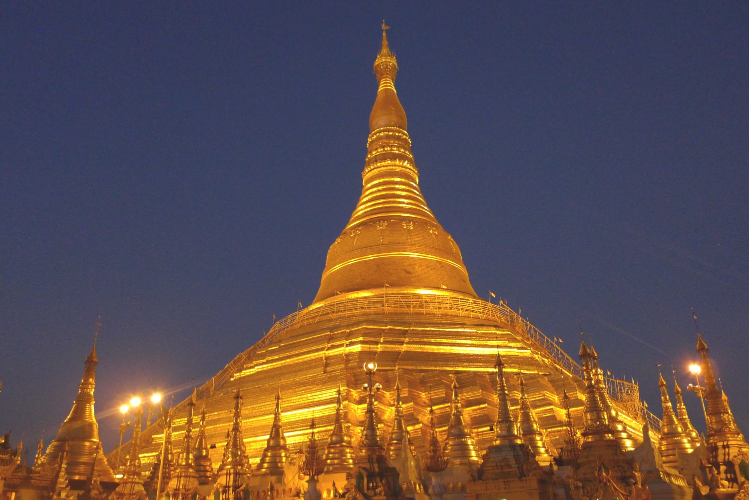 Shwedagon Paya at night