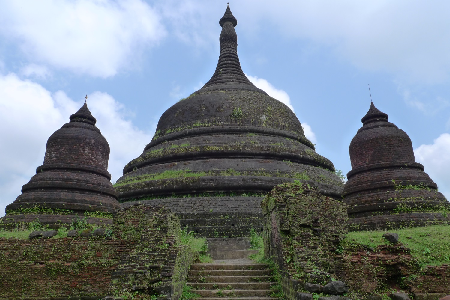 Ratanabon Paya, Mrauk U 