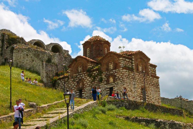 Holy Trinity Church in Berat’s Kalaja. Image by Shpat Buzoku / CC BY-SA 4.0