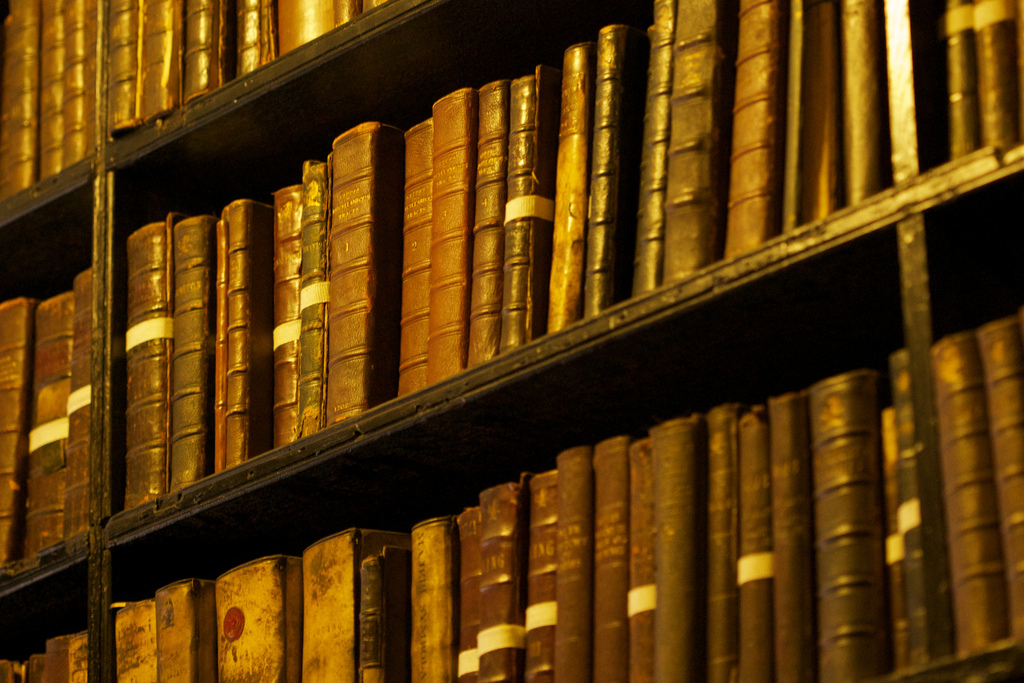 Books in Cheetham’s Library. Image by Pete Birkinshaw / CC BY 2.0