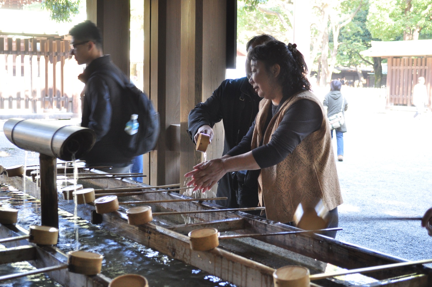 Washing hands before a shrine visit