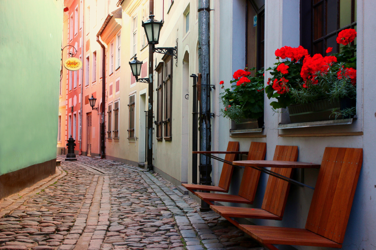 old-town-riga_750_cs