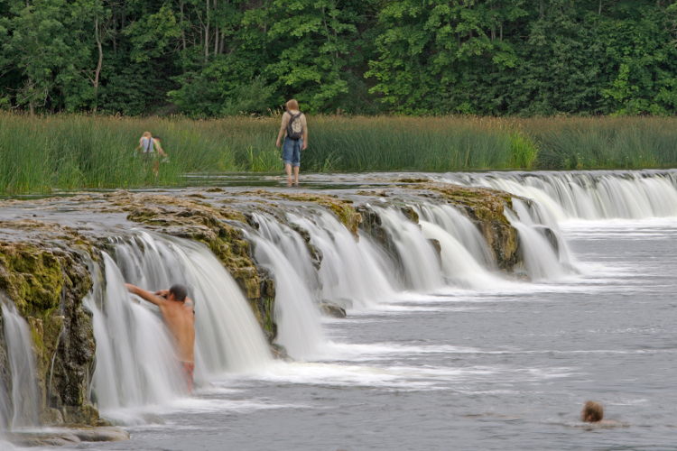 waterfall-kuldiga_750_cs