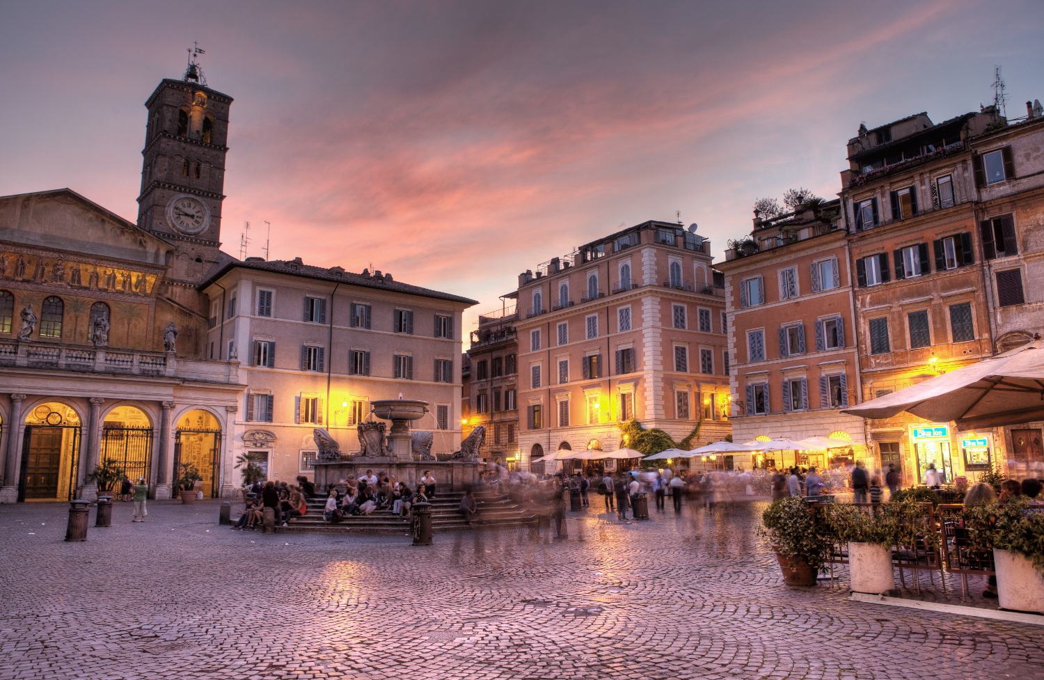 Evening in Trastevere.