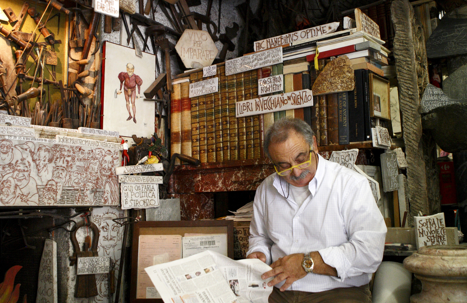 Inside Bottega del Marmoraro.