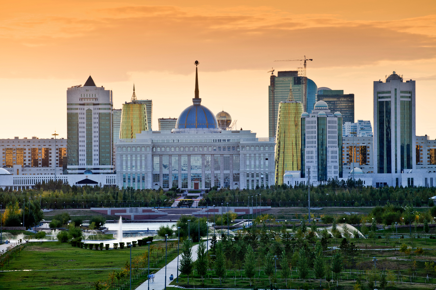 Sunset over the Presidential Palace. Image by Jane Sweeney / Getty