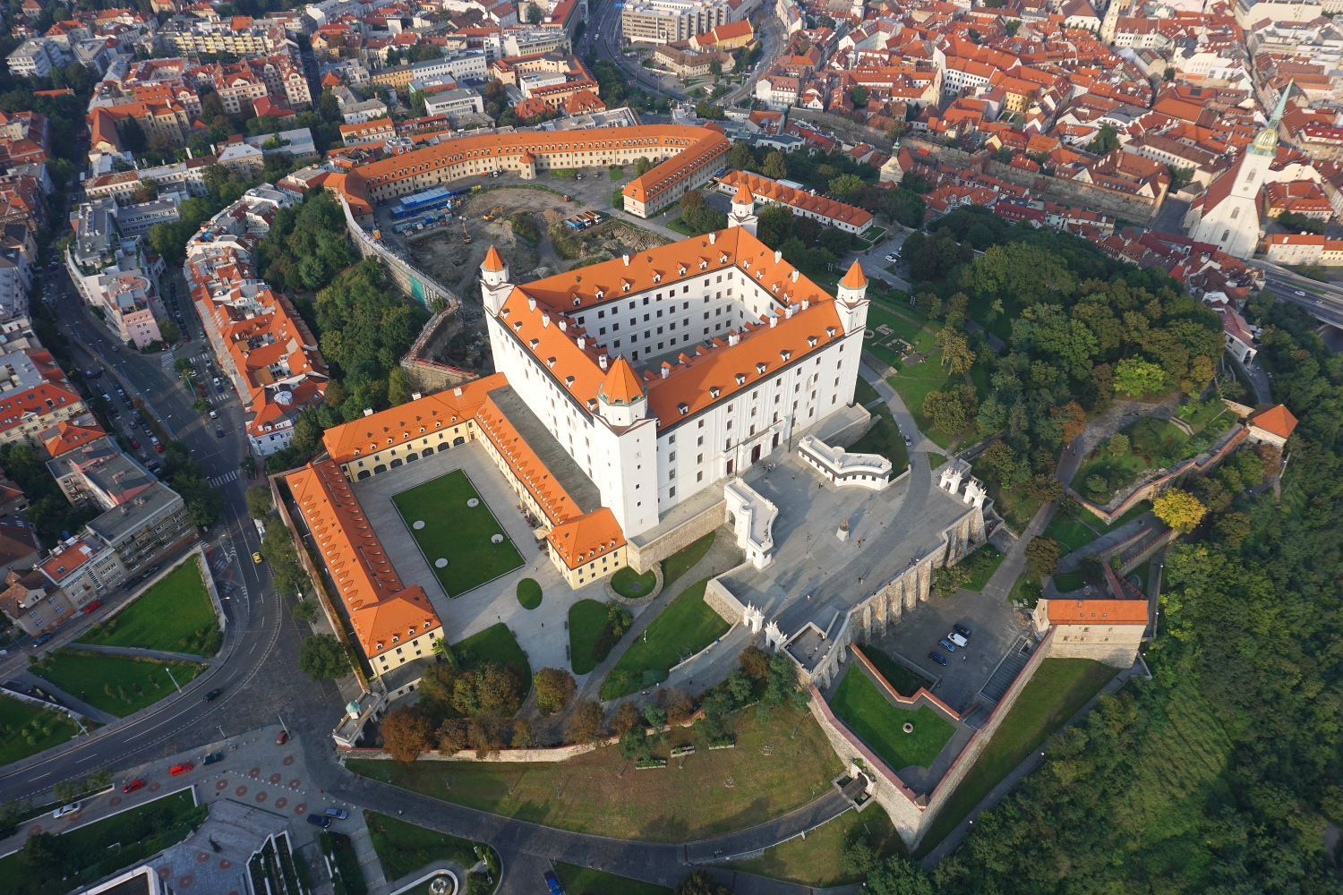 bratislava-castle-150-cs