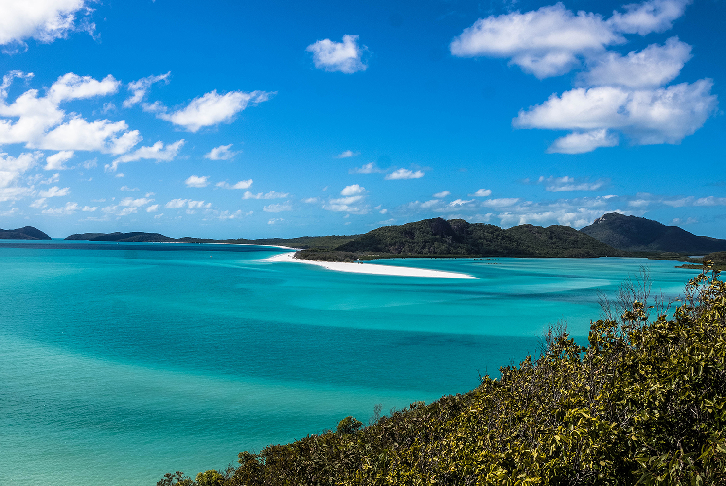 With a little planning, you won't need to sell your grandma to reach castaway beaches like Whitehaven. Image by Petra / CC BY 2.0