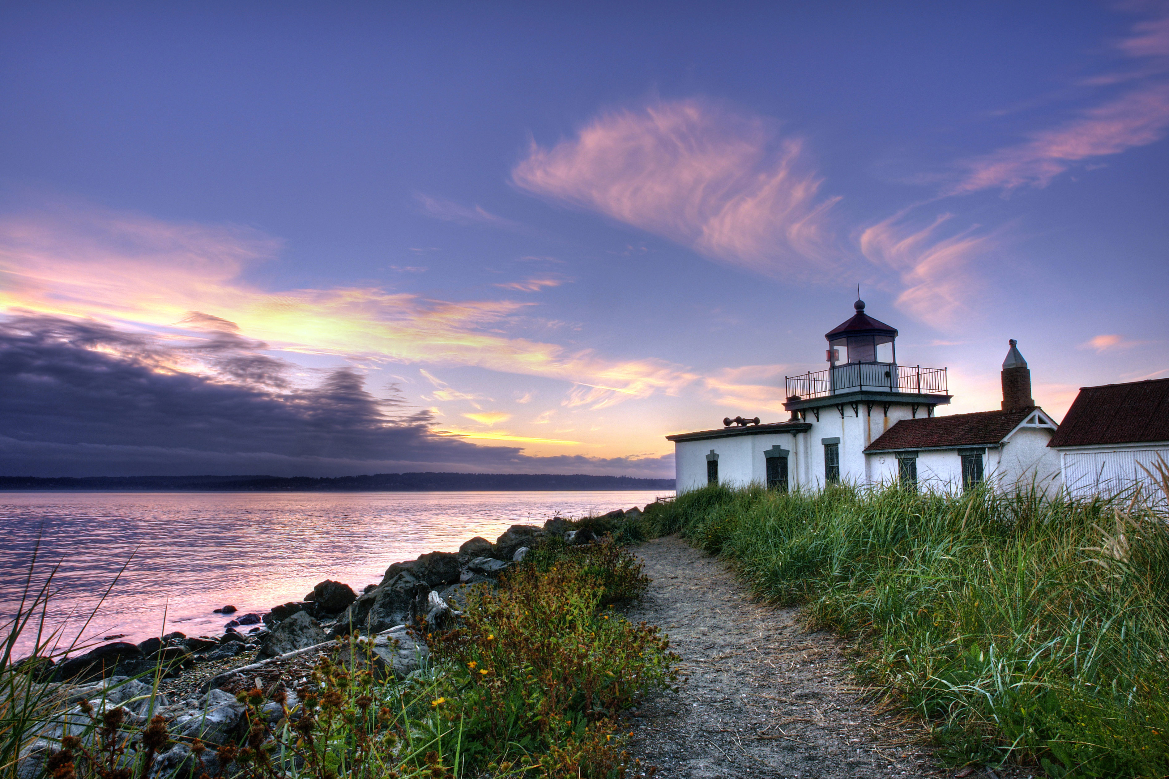 Discovery Park at sunset. Image by David Hogan / Getty