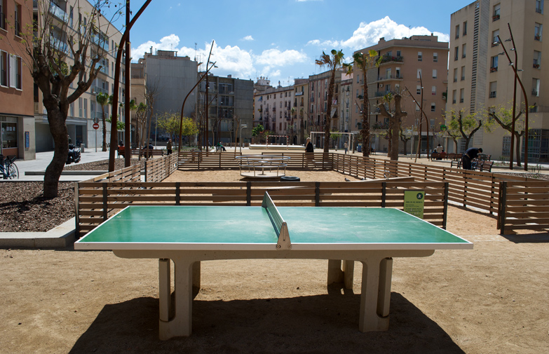 Ping pong in Barcelona. Image by Enric Bach / CC BY 2.0