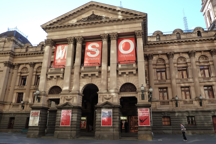 Melbourne Town Hall is a popular performance venue. Image by Daniel2177 / CC BY 2.0