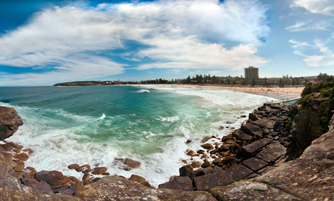 Panorama of Manly by Nigel Howe. CC BY 2.0.