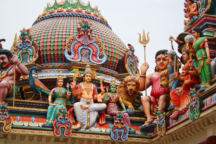 Sri Mariamman Temple, Singapore. Image by Jorge Cancela. Flickr CC BY 2.0