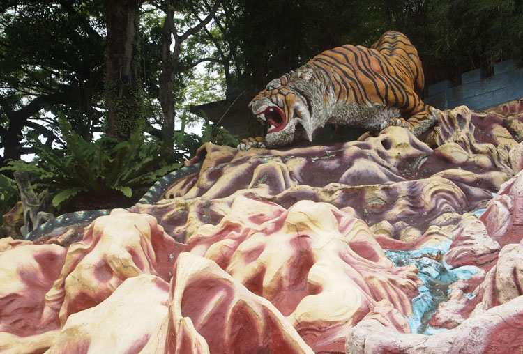 Haw Par Villa, Singapore. Image by Walter Lim CC BY 2.0