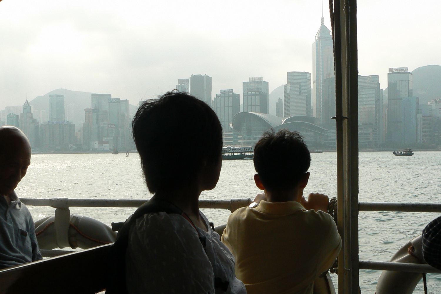 kA ride on the Star Ferry – a must for families visiting Hong Kong. Image by Constantine Agustin / CC BY-SA 2.0