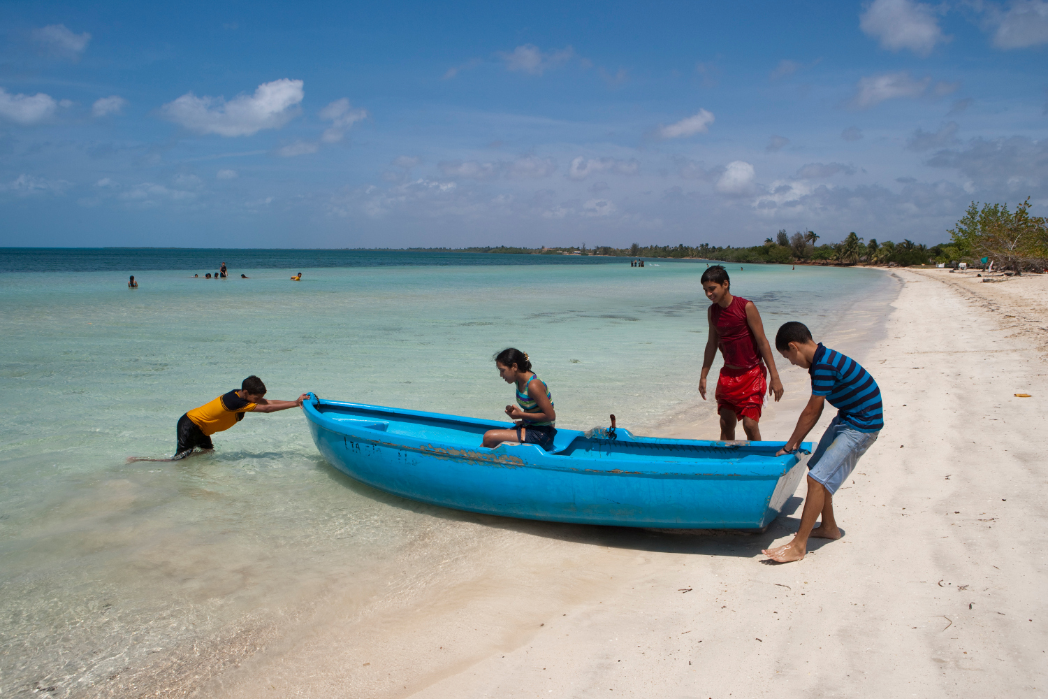 Shallow, warm waters make excellent paddling and play territory.  Image by Holger Leue / Lonely Planet Images / Getty