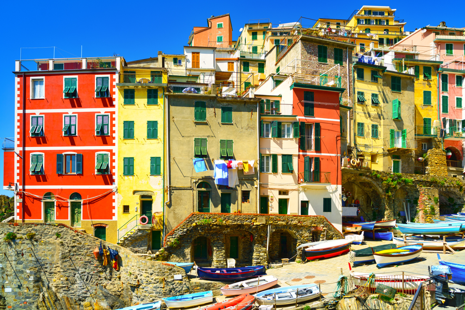 Colourful houses in Riomaggiore 