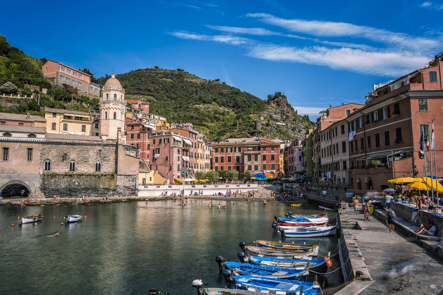 Vernazza's picturesque harbour