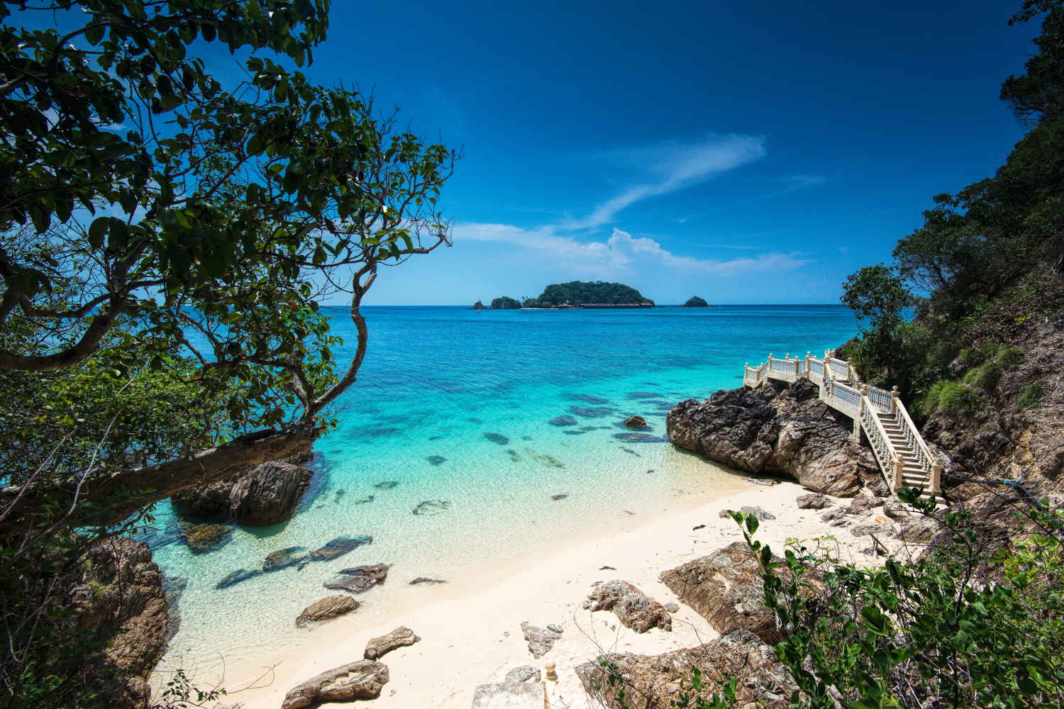 Pristine beach on tiny Pulau Kapas © Geir Kristiansen / Getty Images