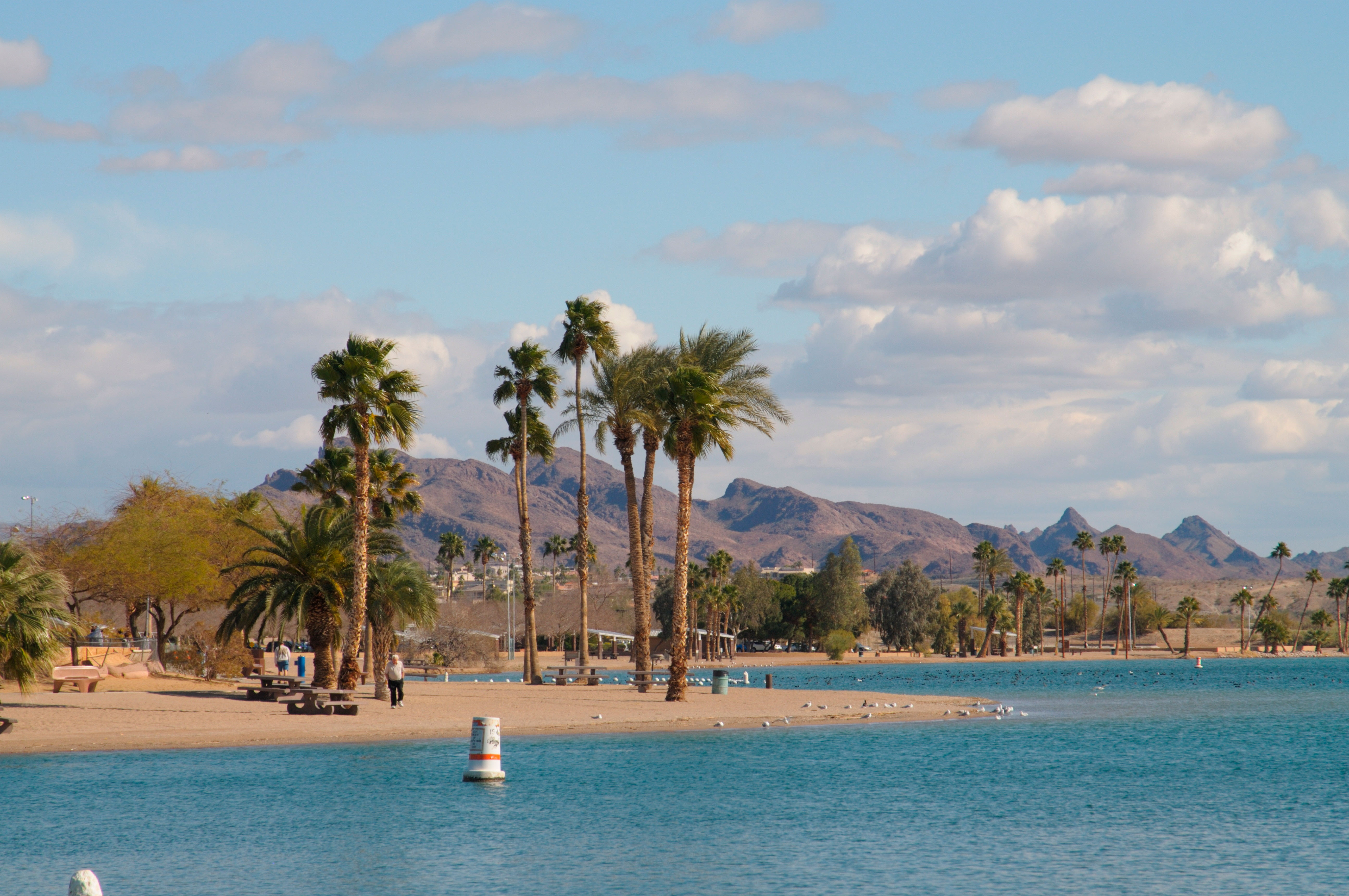 In spring the banks of Lake Havasu become party-central for boating revelers. Image by Robert Harding Productions / Robert Harding World Imagery / Getty