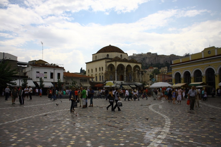 Monastiraki Flea Market in Athens. Image by Zaldy Camerino / CC BY 2.0