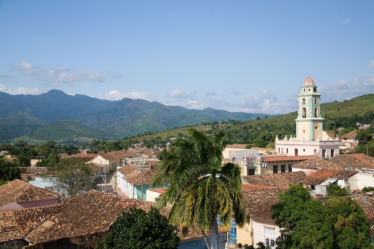 Trinidad backed by the Escambray mountains. Claire Boobbyer / Lonely Planet